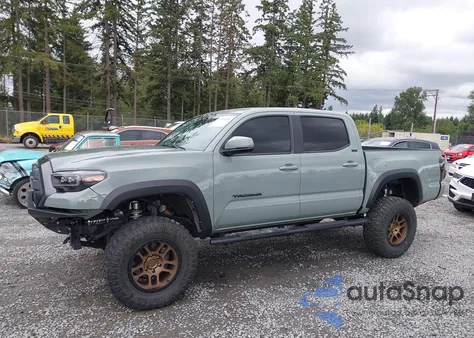 2023 Toyota Tacoma Trail Edition z USA, uszkodzony, nr VIN 3TYCZ5AN5PT132399